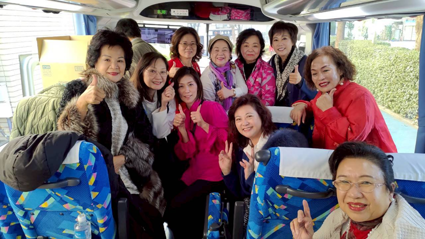 前排左起:鄭美滿副總會長、尹世玲指導會長、吉田姿伶副會長、許家虹會長、陳麗香準會長、洪湘淇理事; 後排左起:徐孟榆副總會長、俞秀霞總監事長、蕭悧悧會長、林淑敏總會長